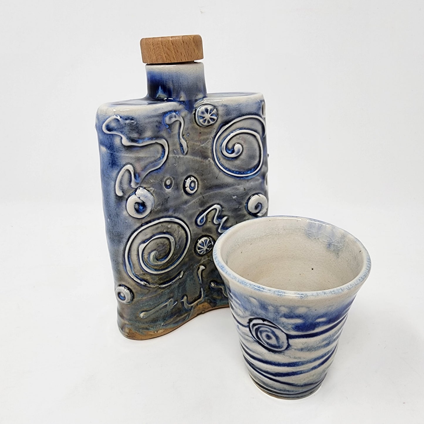 Ocean Style Textured Flask with Shot Glass