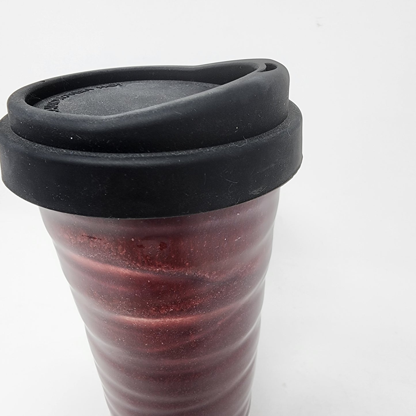 Red Swirl Travel Mug