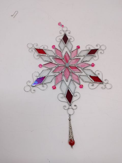 Snowflake - Pink Red