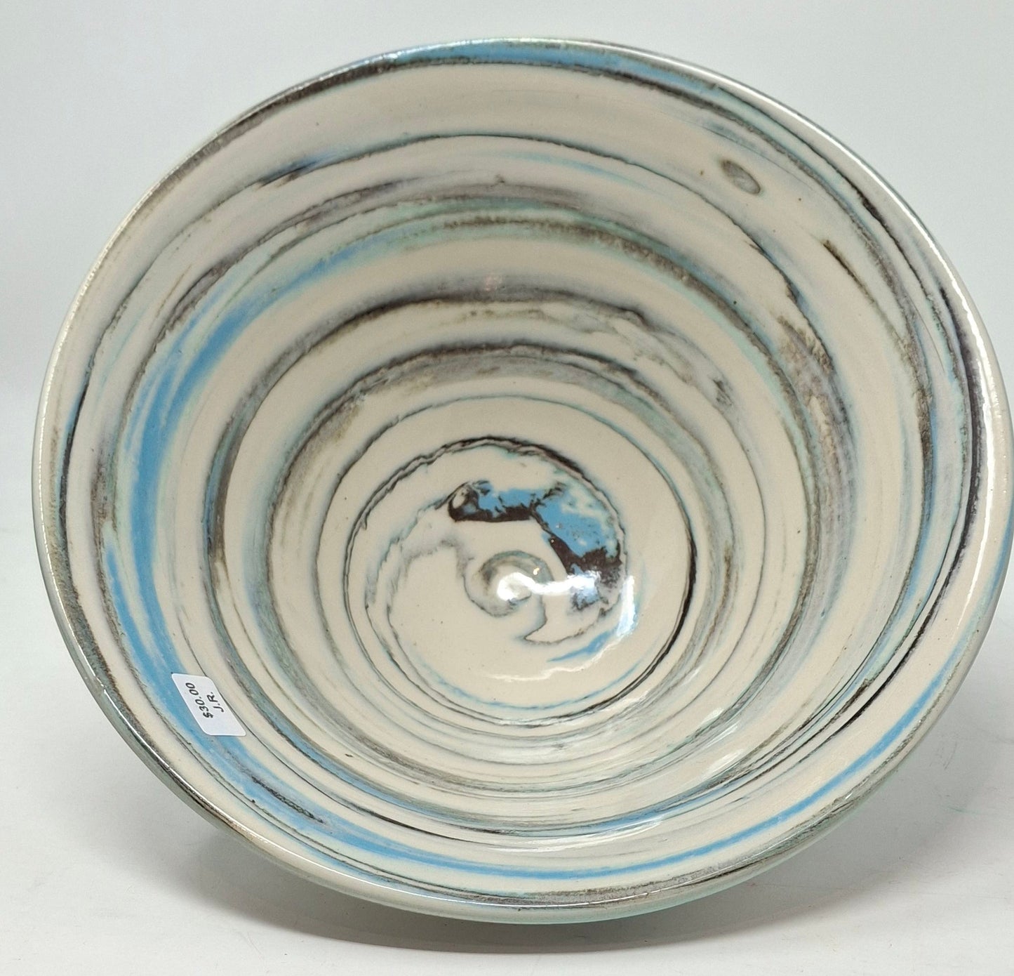 Serving bowl