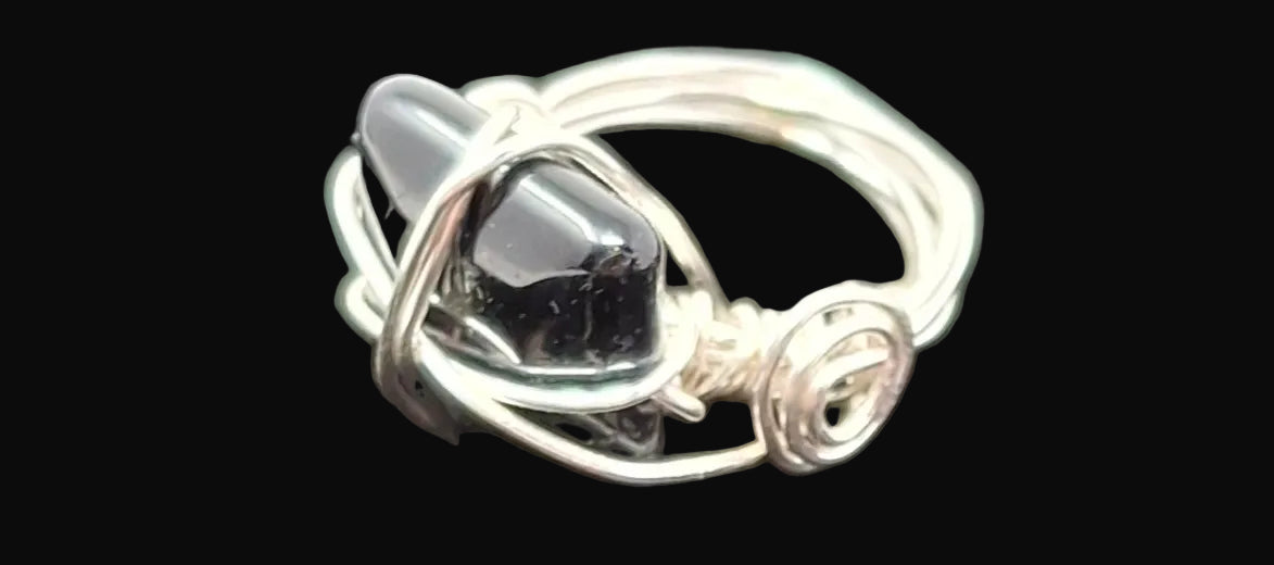 Wire wrapped Ring - Size 5