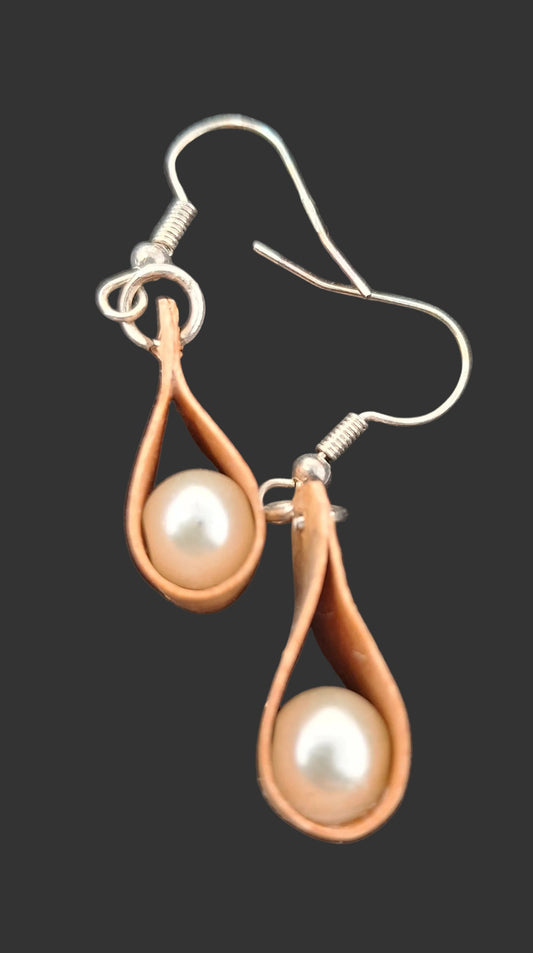 Earrings - Teardrop with Medium White Pearl