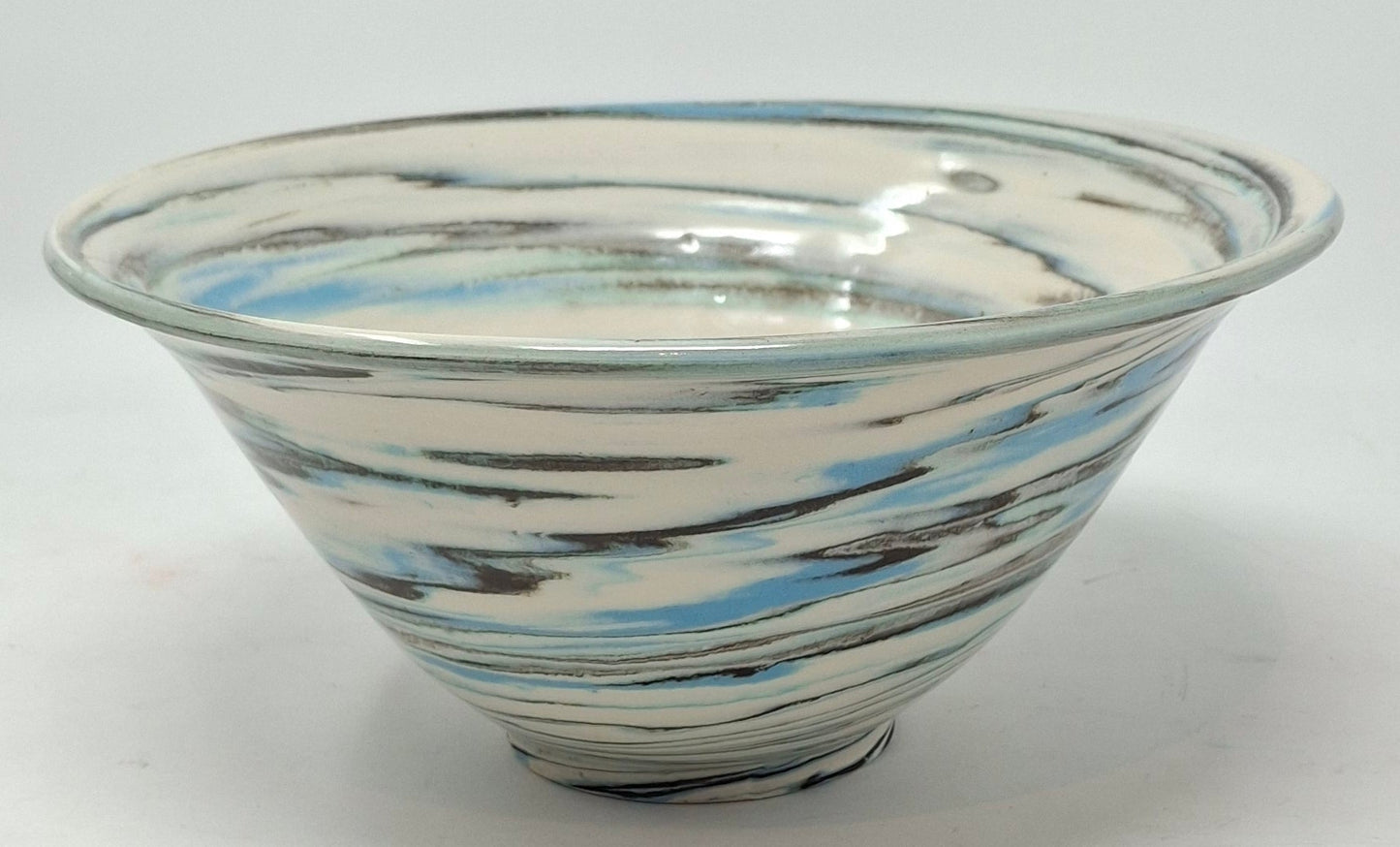 Serving bowl