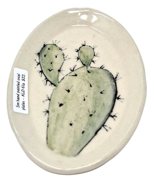 Small oval plates - Hand Painted and Carved